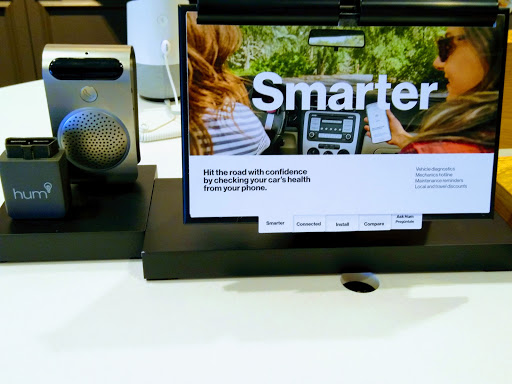 Cell Phone Store «Verizon», reviews and photos, 3210 Ross Clark Cir, Dothan, AL 36303, USA