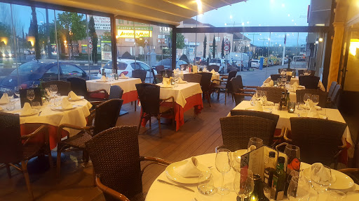 Terraza Restaurante Abuela Lola en Boadilla del Monte