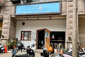 歐浮找餐 博愛店 image