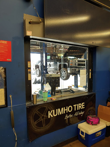 Auto Parts Store «Pep Boys Auto Parts & Service», reviews and photos, 2001 S Pleasant Valley Rd, Winchester, VA 22601, USA