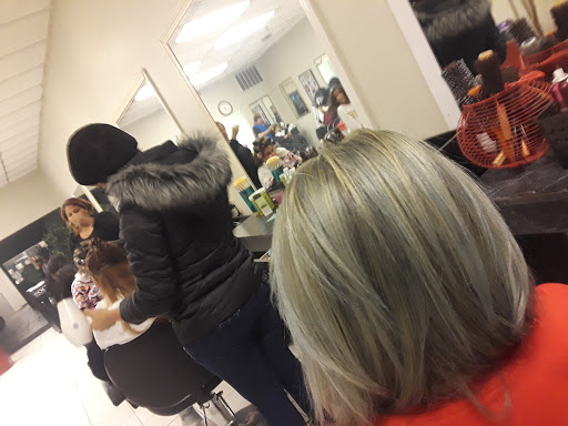 Beauty Salon «Arelis Beauty Supply», reviews and photos, 671 Main St, Worcester, MA 01610, USA