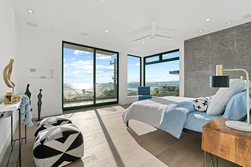 Rochelle Mort Home Staging and Interiors image