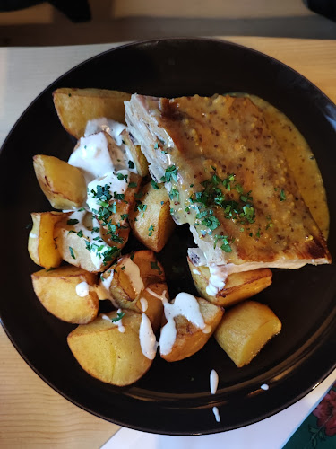 Ludźmierska 29, 34-400 Nowy Targ