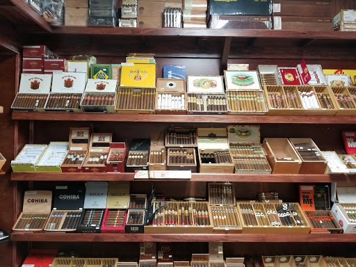 Tobacco Shop «Discount Smokes», reviews and photos, 6434 N Preston Hwy # 6B, Louisville, KY 40229, USA