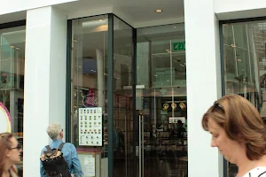 itsu - Brighton image