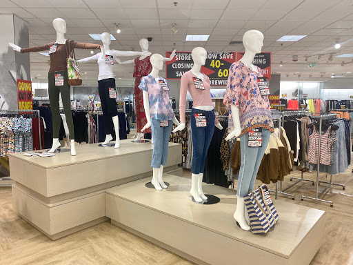 Department Store «Lord & Taylor», reviews and photos, 1701 Sunrise Hwy, Bay Shore, NY 11706, USA