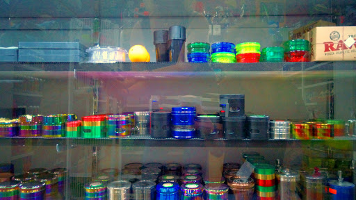 Vaporizer Store «Wildtree Smoke Shop», reviews and photos, 47056 Dequindre Rd, Shelby Charter Township, MI 48317, USA