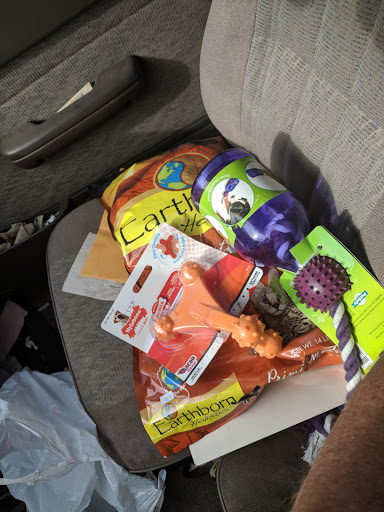 Pet Supply Store «Pet Club Mesa», reviews and photos, 55 S Country Club Dr, Mesa, AZ 85210, USA