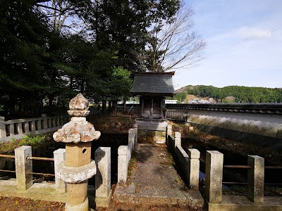 鴨神社（梶原）