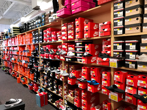 Shoe Store «Shoe Dept.», reviews and photos, 471 Colemans Crossing Blvd, Marysville, OH 43040, USA