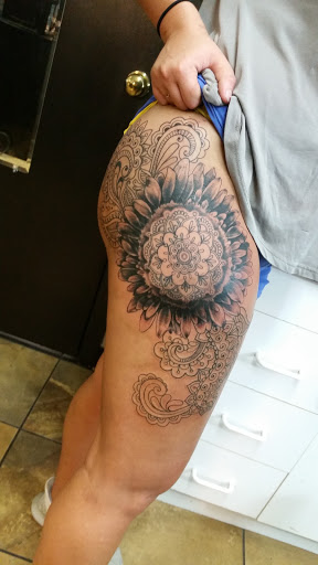 Tattoo Shop «Ink Addiction Tattoo Studio», reviews and photos, 414 E Park Ave, Valdosta, GA 31602, USA