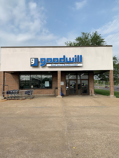 Goodwill Retail Store of Fenton, 99 Sugar Creek Center, Fenton, MO 63026, USA, 