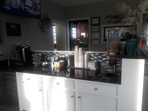 Auto Repair Shop «Kwik Kar Lube & Auto Repair», reviews and photos, 1049 Marsh Ln, Carrollton, TX 75006, USA