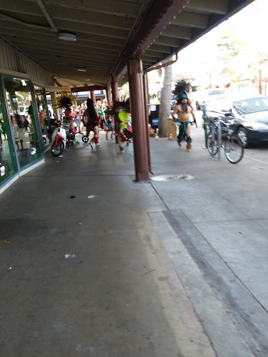 Shopping Mall «Pelton Shopping Center», reviews and photos, 110 Pelton Center Way, San Leandro, CA 94577, USA