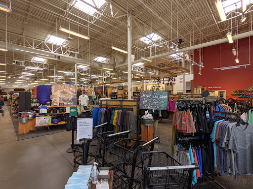 Camping Store «REI», reviews and photos, 1140 Woodruff Rd #400, Greenville, SC 29607, USA