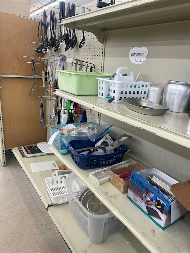 Thrift Store «Goodwill Store Hwy 58», reviews and photos