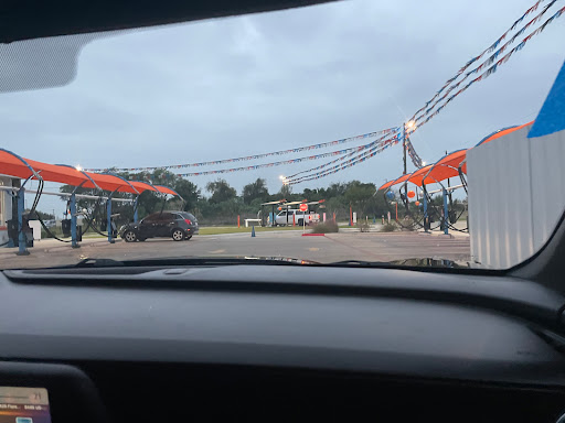 GO Car Wash en Mission