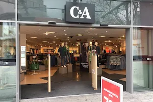 C&A image