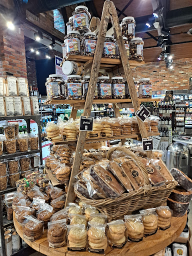 Market «Westborn Market», reviews and photos, 27659 Woodward Ave, Berkley, MI 48072, USA