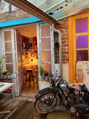 Le Comptoir Dezingue à Saint-Junien