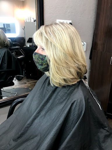 Beauty Salon «Lake Tapps Salon», reviews and photos, 17008 Forest Canyon Rd E, Lake Tapps, WA 98391, USA