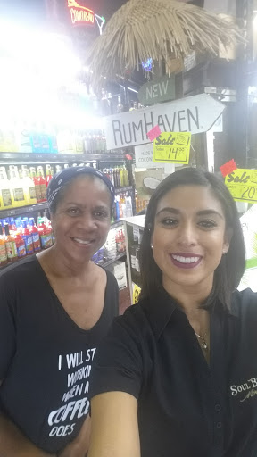 Liquor Store «River Cut Rate Liquor», reviews and photos, 327 Cadiz St, Dallas, TX 75207, USA