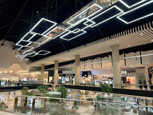 Shopping Mall «Westfield Santa Anita», reviews and photos, 400 S Baldwin Ave, Arcadia, CA 91007, USA