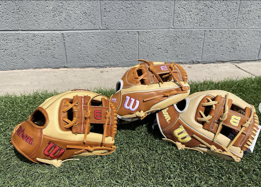 Sportswear Store «Between The Lines», reviews and photos, 13802 N Scottsdale Rd #127, Scottsdale, AZ 85254, USA