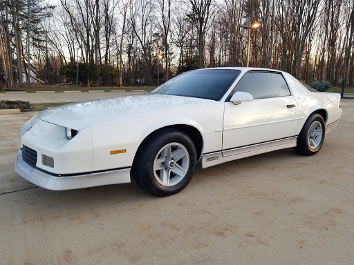 Car Dealer «Pure Automotive», reviews and photos, 4509 Renaissance Pkwy, Warrensville Heights, OH 44128, USA