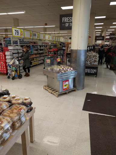Grocery Store «Stop & Shop», reviews and photos, 1009 Flatbush Ave, Brooklyn, NY 11226, USA