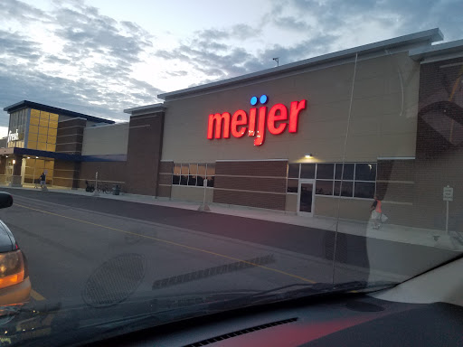 Grocery Store «Meijer», reviews and photos, 15055 Hall Rd, Utica, MI 48315, USA