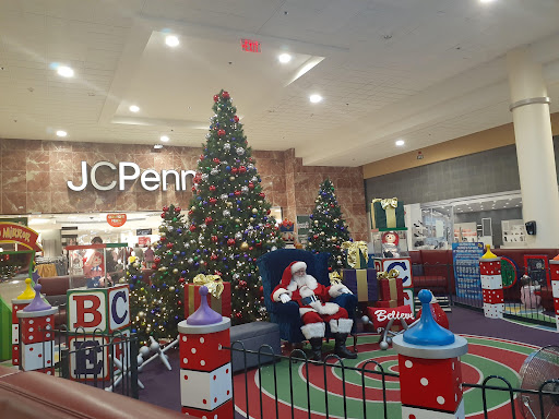 Department Store «JCPenney», reviews and photos, 100 Commercial Rd #180, Leominster, MA 01453, USA
