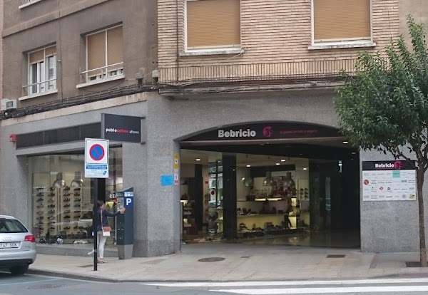 Pasaje Comercial Bebricio 39