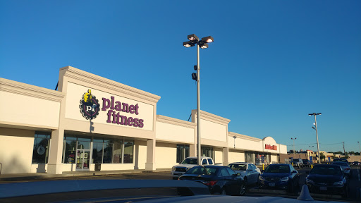 Gym «Planet Fitness», reviews and photos, 510 Parker St, Springfield, MA 01129, USA