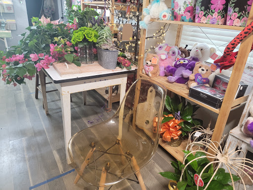 Florist «Roanoke Florist», reviews and photos, 500 US-377, Roanoke, TX 76262, USA