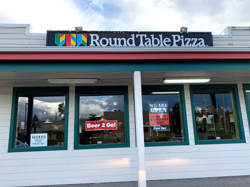 Pizza Restaurant «Round Table Pizza», reviews and photos, 10070 SW Barbur Blvd, Portland, OR 97219, USA