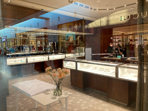 Jewelry Store «Tiffany & Co.», reviews and photos, 4400 Sharon Rd, Charlotte, NC 28211, USA