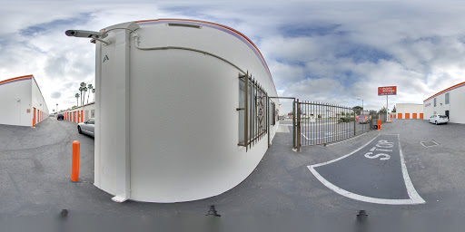 Self-Storage Facility «Public Storage», reviews and photos, 12302 Bellflower Blvd, Downey, CA 90242, USA