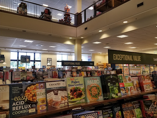 Book Store «Barnes & Noble Booksellers Boca Raton», reviews and photos, 1400 Glades Rd, Boca Raton, FL 33431, USA