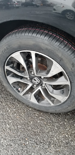 Auto Parts Store «Pep Boys Auto Parts & Service», reviews and photos, 1321 Sunrise Hwy, Bay Shore, NY 11706, USA