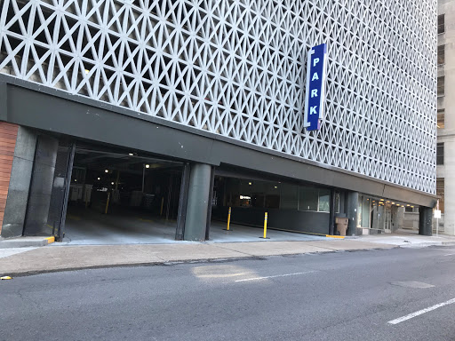 4th and Commerce Garage (SP+ Parking)