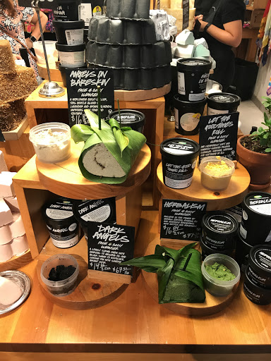 Cosmetics Store «Lush Cosmetics», reviews and photos, 316 King St B, Charleston, SC 29401, USA