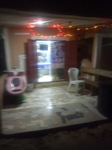 Royal Care Unisex Salon, Lugbe, Abuja, Nigeria, Beauty Salon, state Federal Capital Territory
