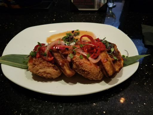 Movie Theater «CinéBistro at Hyde Park Village», reviews and photos, 1609 W Swann Ave, Tampa, FL 33606, USA