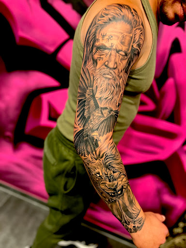 Caesar Tattoo Studio