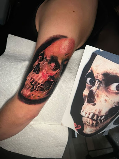 Explore hang loose tattoo ideas, creative tattoo ideas in San Antonio, available at Firme Copias Tattoo Studio
