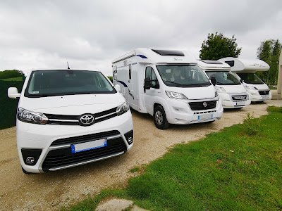 LOCATION CAMPING CAR GLX AUTO VO à Aulnay-la-Rivière