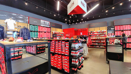 Outlet Mall «Outlets at San Clemente», reviews and photos, 101 W Avenida Vista Hermosa #190, San Clemente, CA 92672, USA