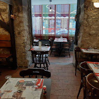 Atmosphère du Pizzeria Le Napoli à Alençon - n°9