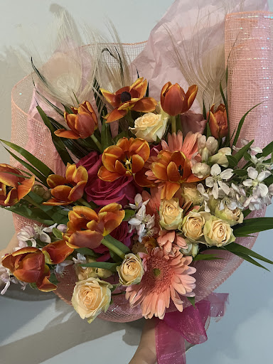 Florist «Prestige Floral Studio», reviews and photos, 6602 Barrington Rd F, Hanover Park, IL 60133, USA